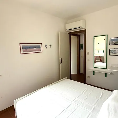 M415 Trilocale Piano Terra Con Corte Esterna Marcelli