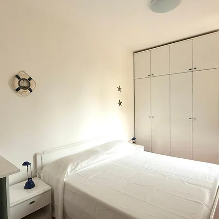 Lejlighed M415 Trilocale Piano Terra Con Corte Esterna