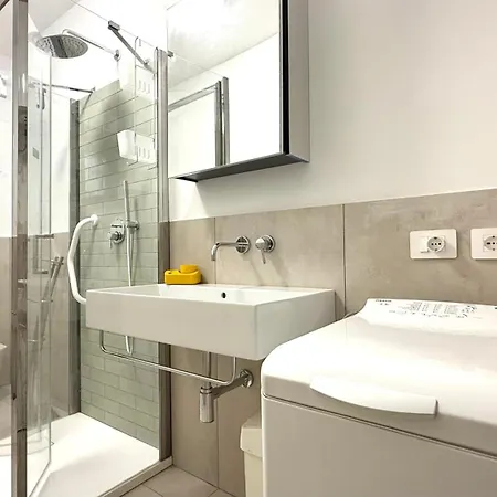 Lejlighed M415 Trilocale Piano Terra Con Corte Esterna